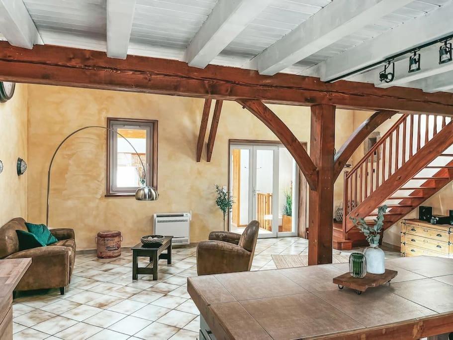 Villa De Charme En Haute-Savoie Clarafond-Arcine Екстер'єр фото